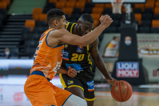 时接连命中 时接连命中