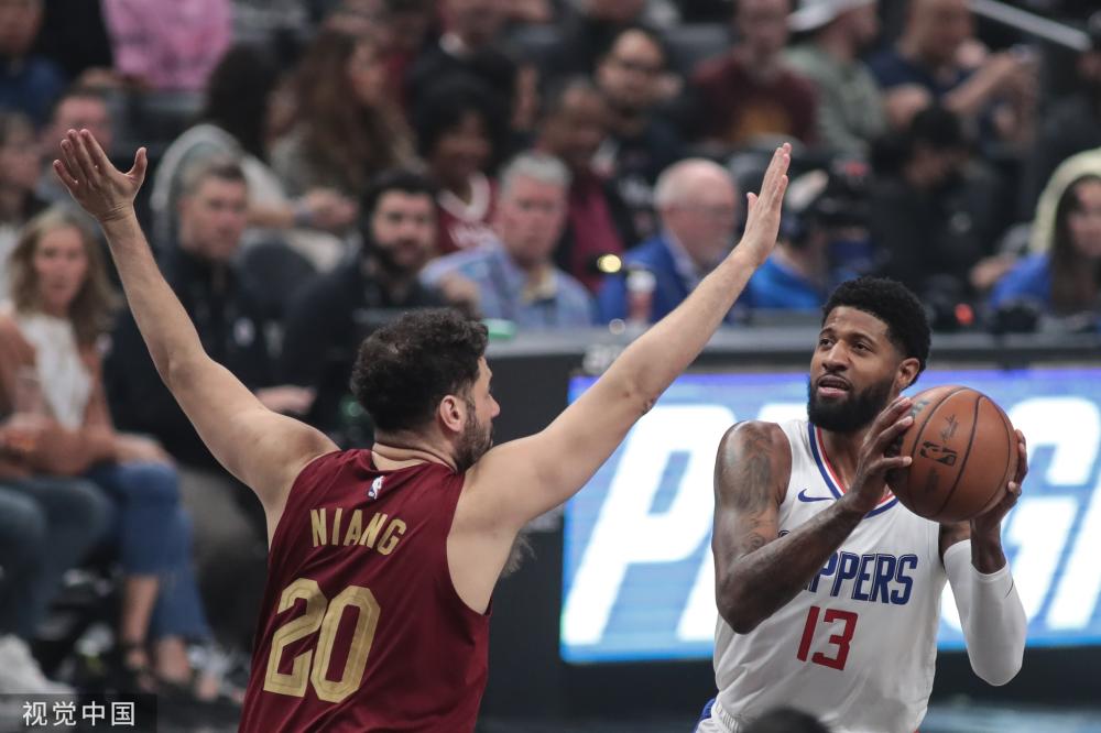 巴萨以其 巴萨以其